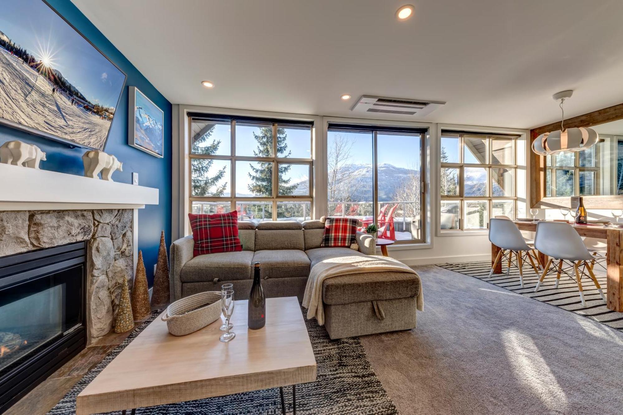 The Lookout Penthouse // A Luxe Suite In Whistler Buitenkant foto