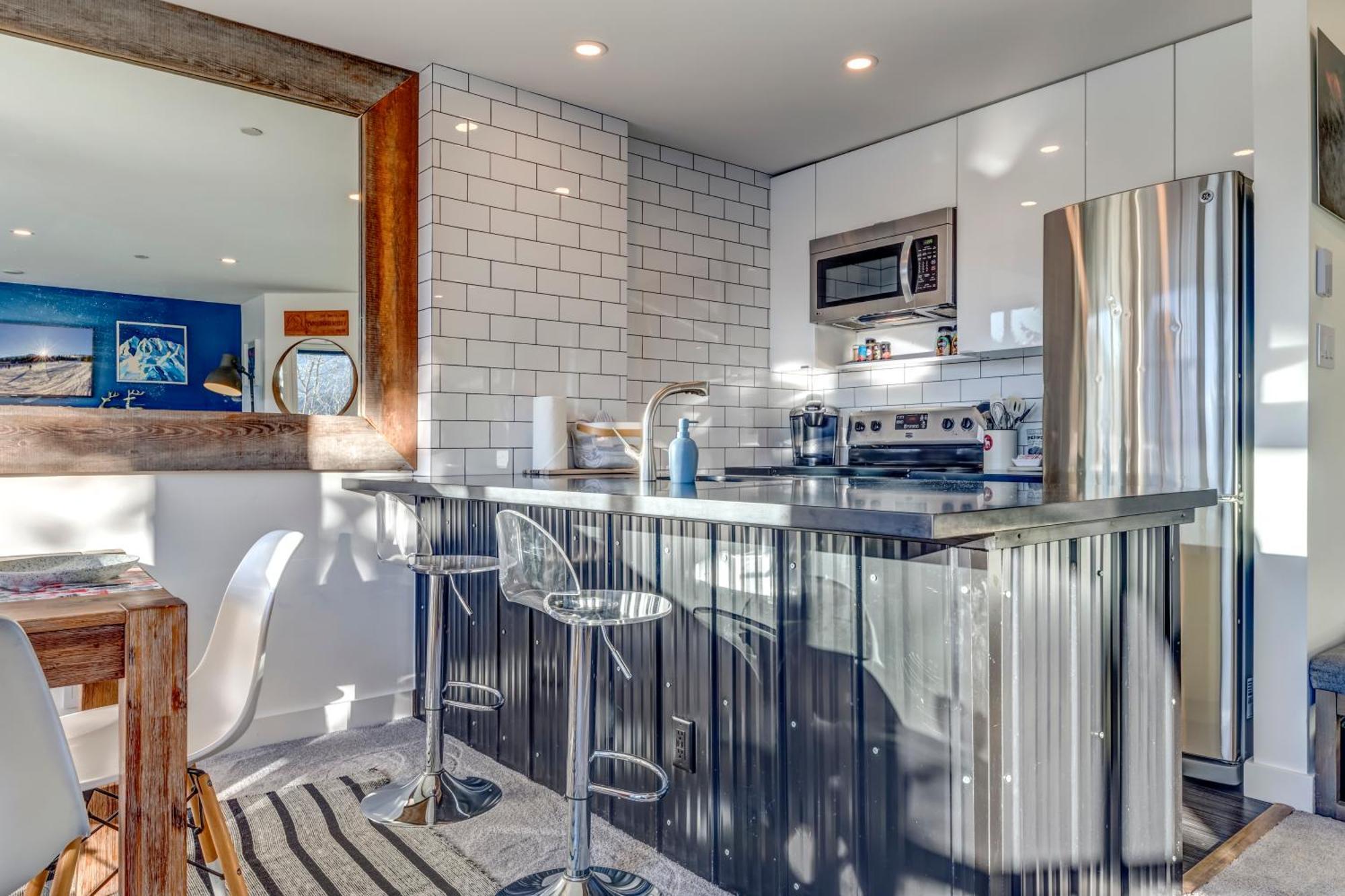 The Lookout Penthouse // A Luxe Suite In Whistler Buitenkant foto