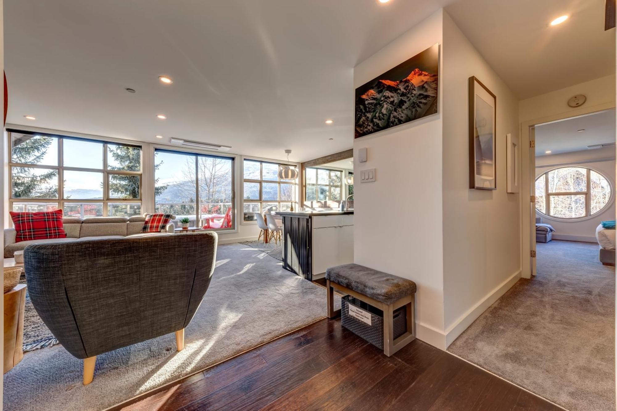 The Lookout Penthouse // A Luxe Suite In Whistler Buitenkant foto