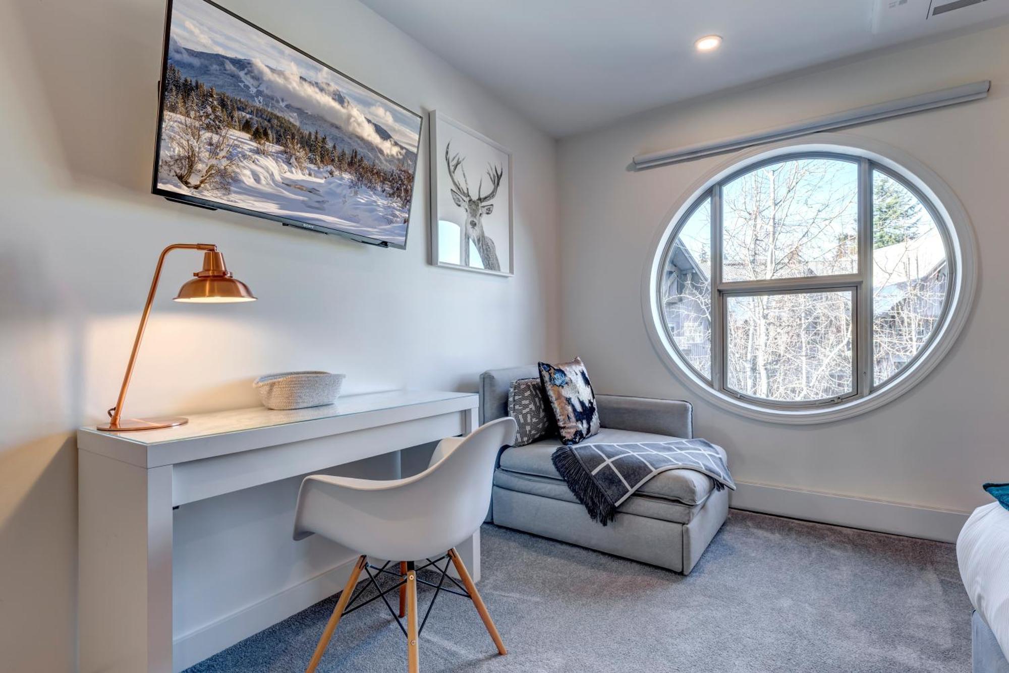 The Lookout Penthouse // A Luxe Suite In Whistler Buitenkant foto