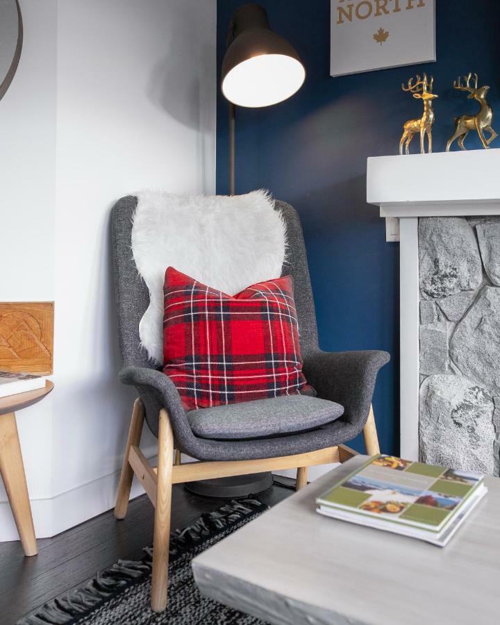The Lookout Penthouse // A Luxe Suite In Whistler Buitenkant foto