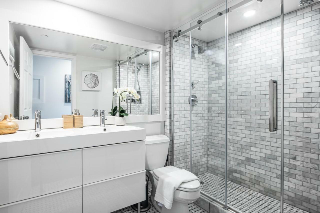 The Lookout Penthouse // A Luxe Suite In Whistler Buitenkant foto