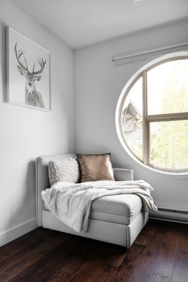 The Lookout Penthouse // A Luxe Suite In Whistler Buitenkant foto